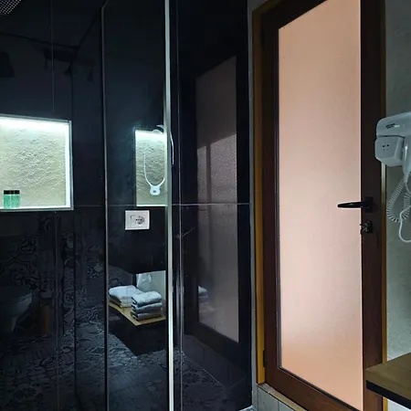 Lemon Garden Konukevi