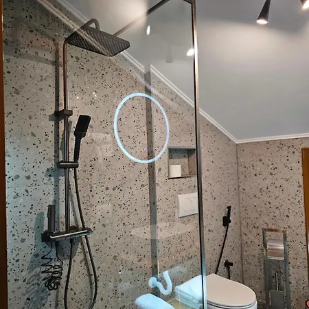 Lemon Garden Konukevi Gjirokastër