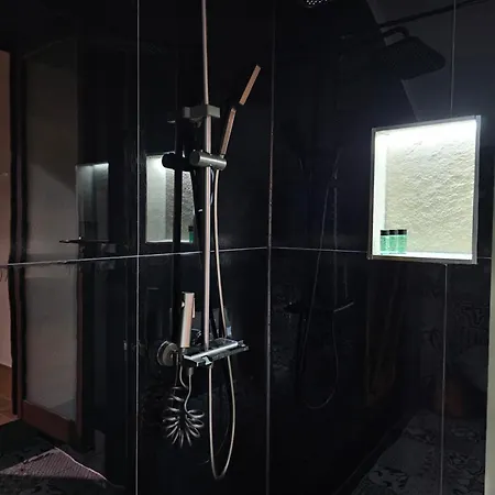 Lemon Garden Gjirokastra