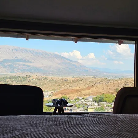 Lemon Garden Pensjonat Gjirokastra