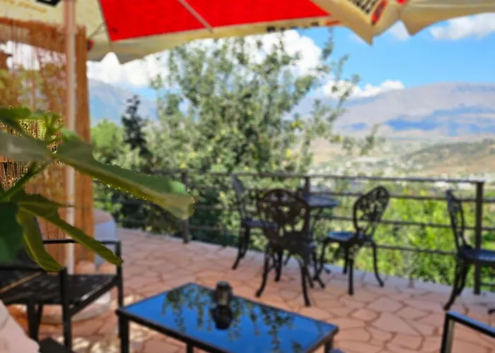 Lemon Garden 3* Gjirokastër