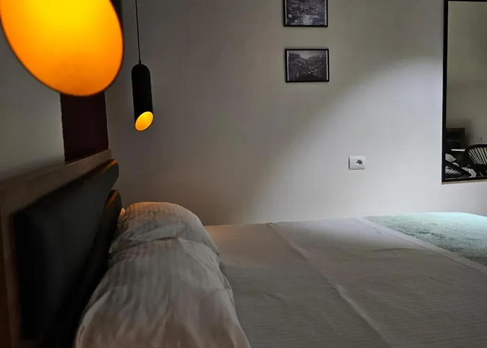 Lemon Garden 3* Gjirokastër